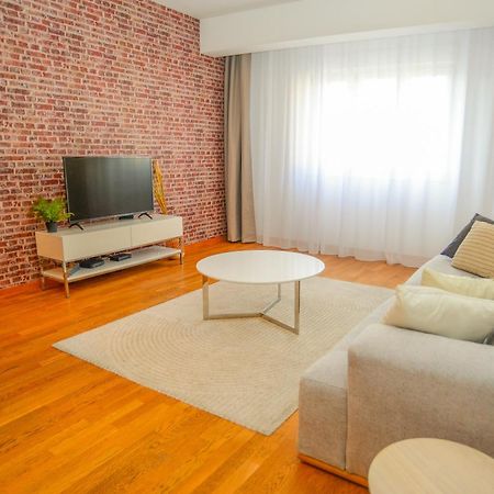 Lovely Apartment At City Quart Podgorica Kültér fotó